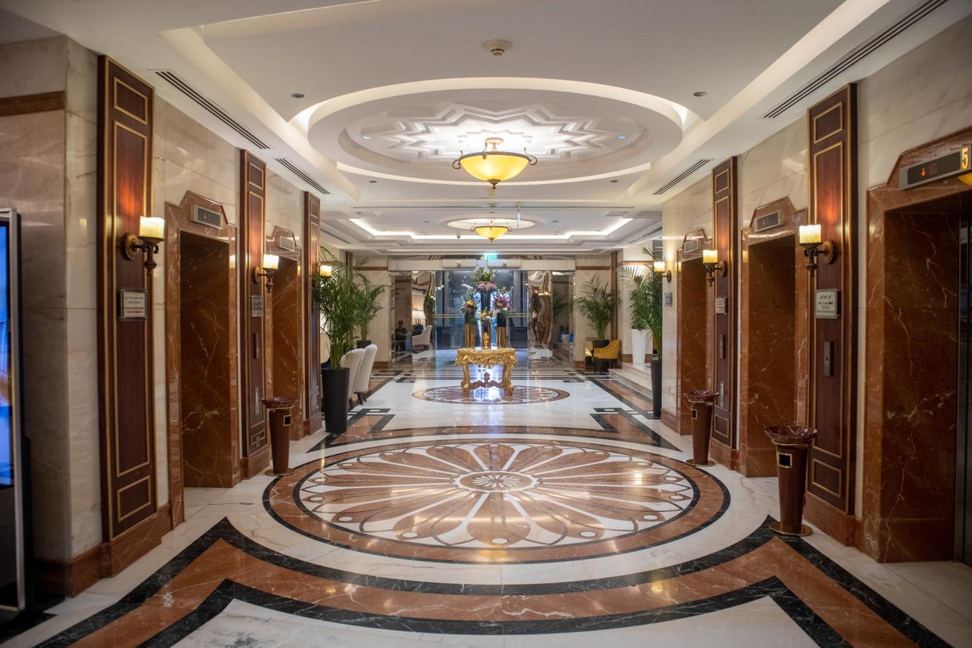 Emaar Royal Hotel Medina Exterior foto Lobby